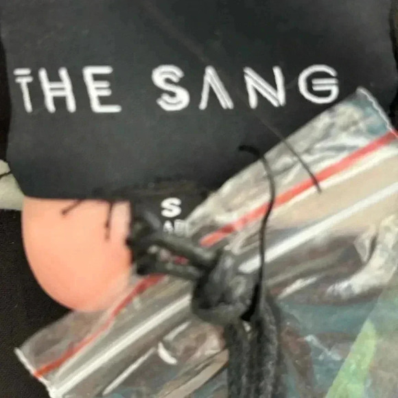 NWT The Sang Rose Romper Roses 🩵 - Picture 3 of 4